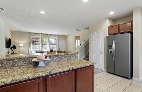 Old Southwest Apartamento | High-End Midtown Home w/ Fireplace & Ensuite Baths