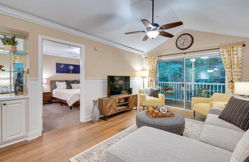 Pawleys Island Apartamento | High-End Pawleys Island Condo with Porch and Pools!