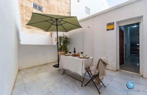 La Trinidad Apartamento | High-End Premium Studio with Terrace - Malaga Center