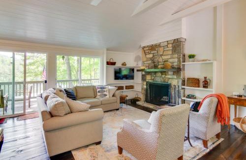 Sapphire Casa | High-End Sapphire Retreat on Fairfield Lake!