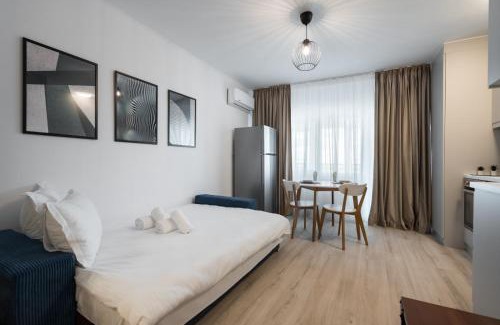 Bucharest Apartamento | High-end Studio with Panoramic View, Parking & Pool
