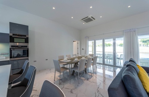 Hin Lek Fai Villa | High-End Villa on Golf Course -BMG3