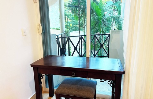 Puerto Aventuras Apartamento | High-End Waterfront Condo Secrets Waters
