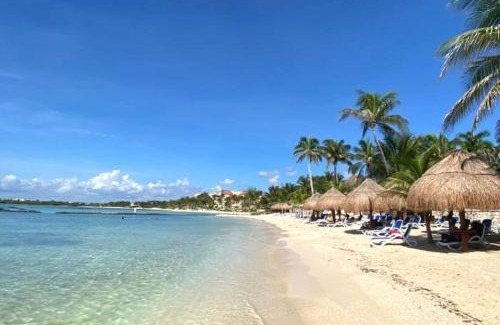 Puerto Aventuras Apartamento | High-End Waterfront Condo at Secrets Waters
