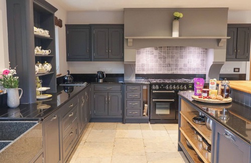 Bretherdale Cabaña | HIGH FELLSIDE HALL, family friendly, with pool in Sedbergh