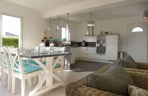 Plouneour-Brignogan-Plages Casa | VILLA DE ALTO ESTÁNDAR A 150M DE LA PLAYA, PISCINA CLIMATIZADA