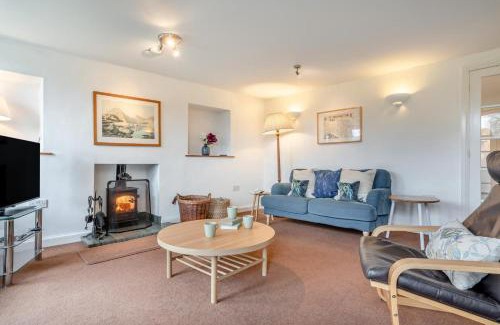 Hawes Casa | High House