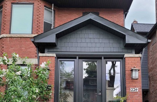 High Park-Swansea Casa | High Park Home ~ La mezcla perfecta de lo antiguo y lo nuevo