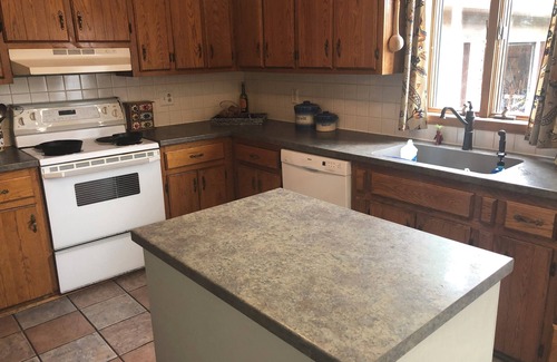 Jonesborough Casa | High Places with Miles of Mountain Views