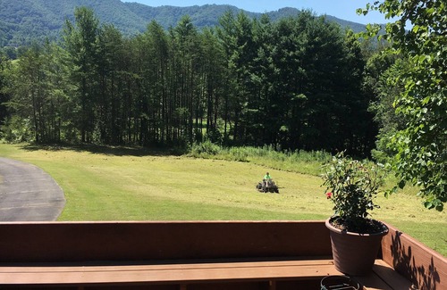 Jonesborough Casa | High Places with Miles of Mountain Views