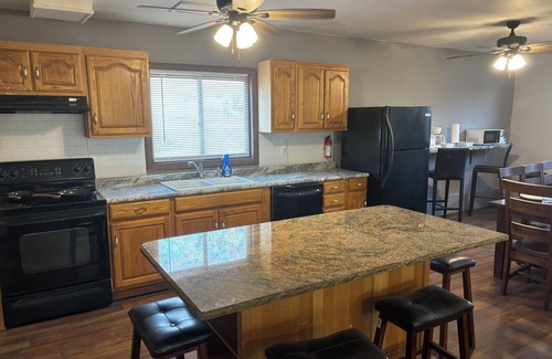 Laramie Cabaña | High Plains Getaway 4-bedroom 2 full bath in Laramie.