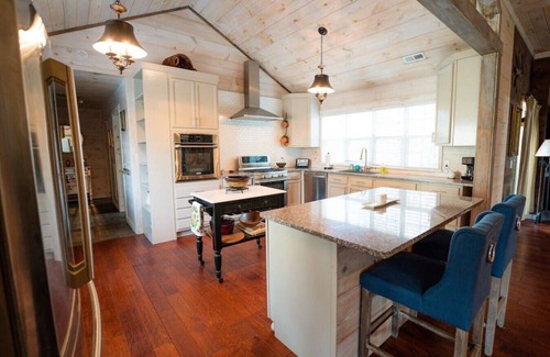 Mentone Casa | High Point Retreat in the Heart of Mentone!