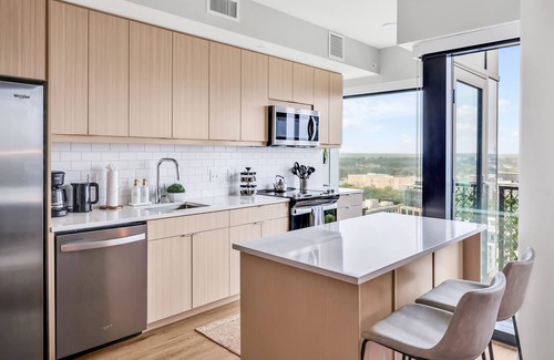 Glenwood South Apartamento | High-rise Apt Raleigh Free Parking Sunset View 1