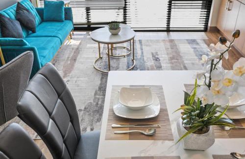 Five Points South Apartamento | High-Rise Living Sleek n Cozy Minutes from UAB
