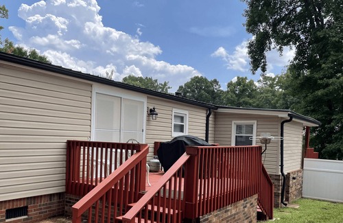 Southmont Casa | High Rock Lake view! 1 minute walk to Buddle dock & swim!
