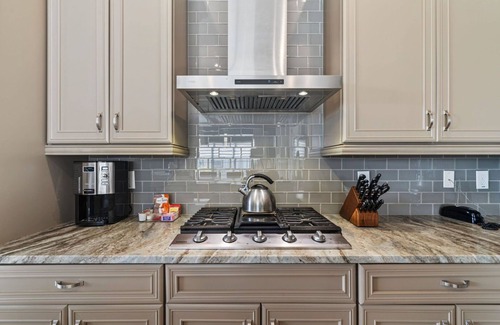 Bay Lake Casa | High Score Hideaway - Four Bedroom House, Sleeps 10