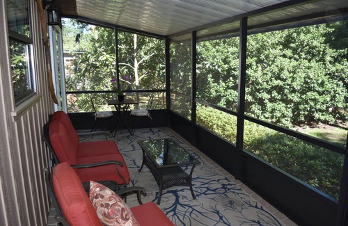 Dunnellon Casa | High speed internet, bikes kayaks fenced backyard, pet friendly on Withlacoochee
