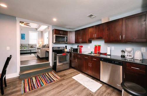 Manchester Apartamento | High-Speed Internet - Parking - Washer & Dryer