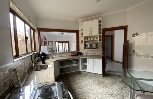 Santa Terezinha Casa | Alto estándar en condominio frente al mar - VIDEO TOUR - Mesa de billar oficial