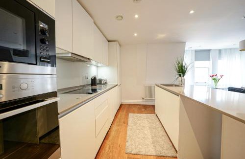 Royal Borough of Kensington and Chelsea Apartamento | High Steet Kensington Penthouse