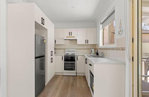 Sanctuary Point Casa | High Tide - Pet Friendly with Fire Pit
