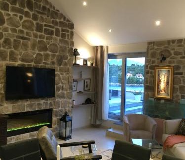 Racisce Apartamento | High View-A Seaside Villa With Huge Jacuzzi