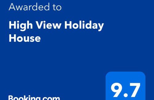 Salamander Bay Casa | High View Holiday House