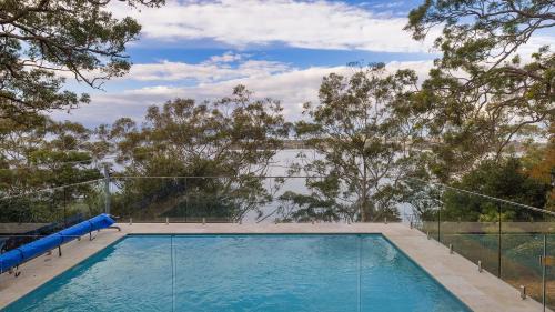 Salamander Bay Casa | High View Holiday House