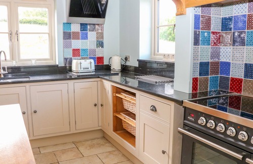 Turnditch Casa | HIGHCROFT, admite mascotas, con bañera de hidromasaje en Turnditch, Ref 948686
