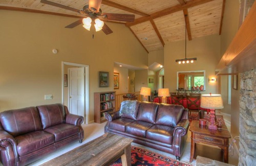 Boone Casa | Higher Ground at Yonahlossee