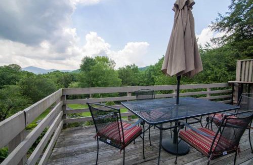 Boone Casa | Higher Ground at Yonahlossee