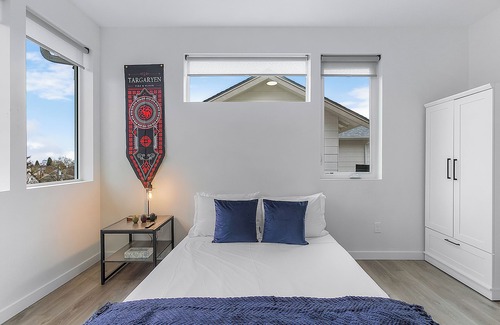 Capitol Hill Casa | Highgarden The Tyrell House Sweet Suite