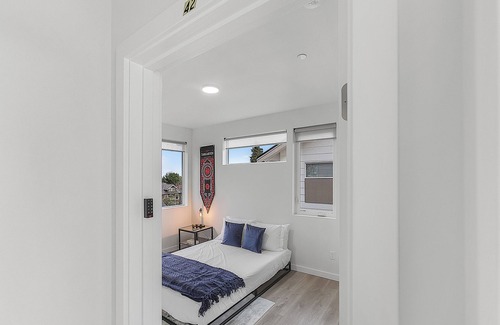 Capitol Hill Casa | Highgarden The Tyrell House Sweet Suite