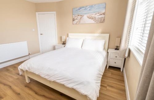 Cleethorpes Casa | Highgate Beach House - Great for family stays and contractors