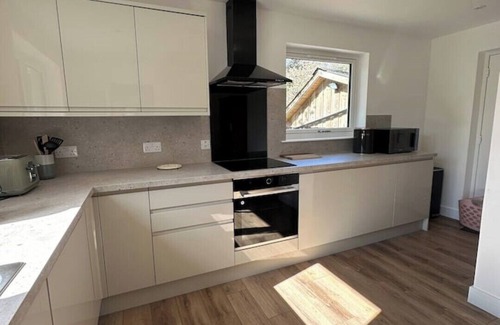 West Laroch Cabaña | Highland Hideaway - fully refurbished 5 bedroom cottage near Glencoe