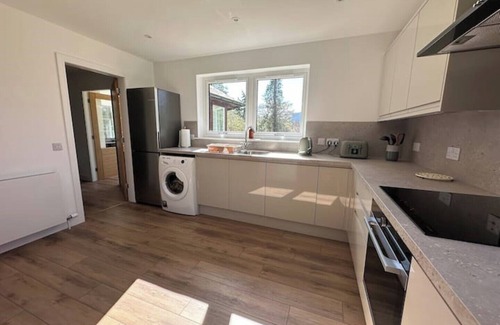 West Laroch Cabaña | Highland Hideaway - fully refurbished 5 bedroom cottage near Glencoe
