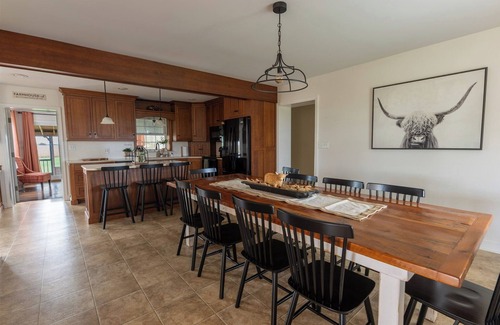 Ronks Casa | This house is a 4 bedroom(s), 2.5 bathrooms, located in Paradise, PA.