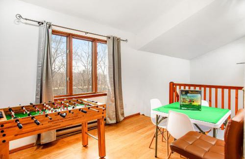 East Stroudsburg Casa | Highland Hideaway