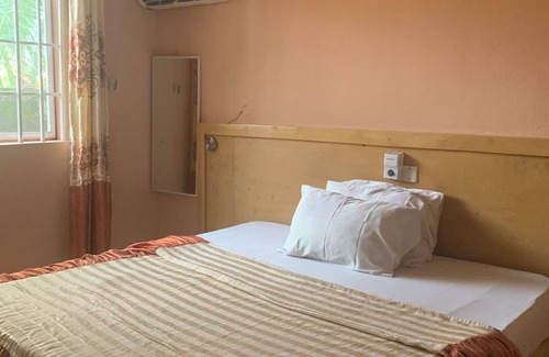 Aburi Cama Y Desayuno | HighLander Guest House