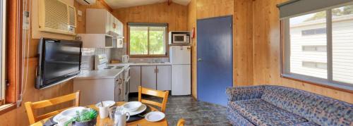 Armidale Hotel | Highlander Van Village