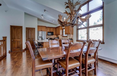 Highlands Townhomes Apartamento | Highlands Area by East West Hospitality