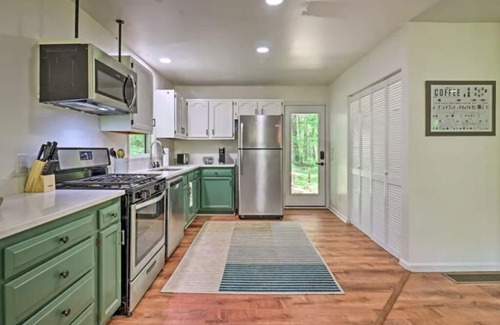 Mirror Lake Cabina | Highlands Escape, 1 mile to town - Retreat to the Mountains to Relax