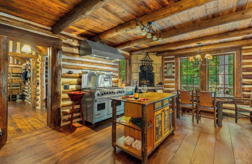 Highlands Cabina | ¡NUEVO! Luxury Mountain Estate @ Big Billy Cabin