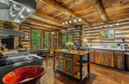 Highlands Cabina | ¡NUEVO! Luxury Mountain Estate @ Big Billy Cabin