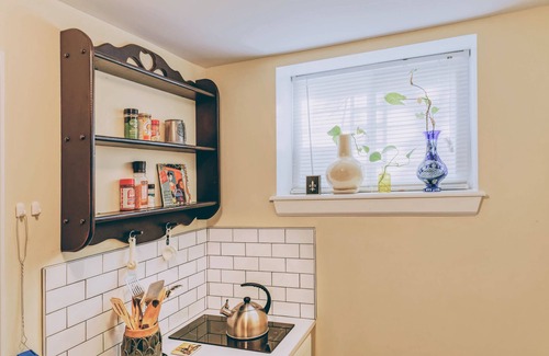 Belknap Casa | Highlands Luxury Lower Level Studio - 900+sq