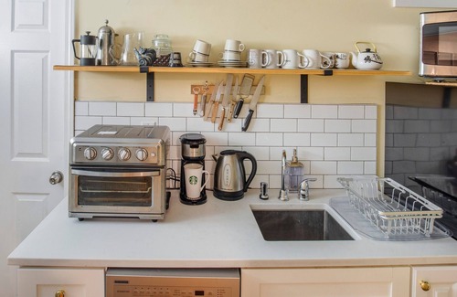 Belknap Casa | Highlands Luxury Lower Level Studio - 900+sq