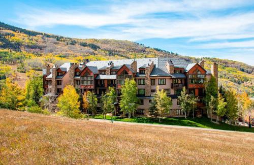 Highlands Townhomes Apartamento | Highlands Slopeside 212 by East West Hospitality