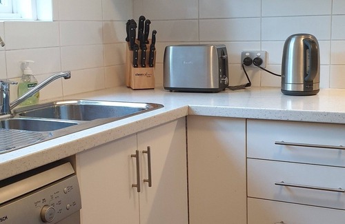North Adelaide Apartamento | Apartamento moderno y fresco de 2 dormitorios en una ubicación fantástica.