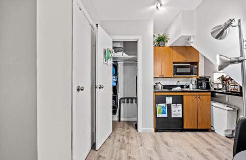 Midtown West Apartamento | Highly Recommended Studio Near Times Square