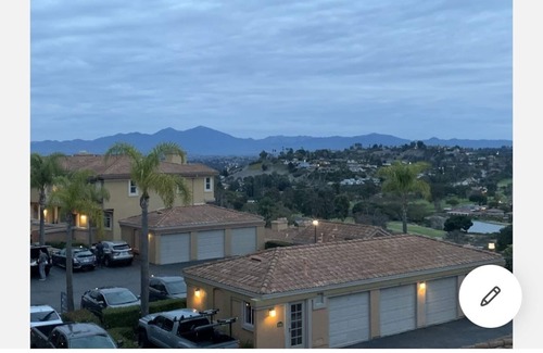 Laguna Niguel Condominio | Highly upgraded Condo.